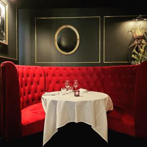 Bella Venezia Seating